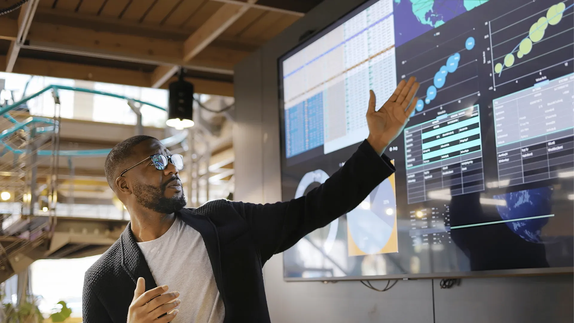 Global executive search consultancy increases efficiency by over 60% with AI-powered transformation